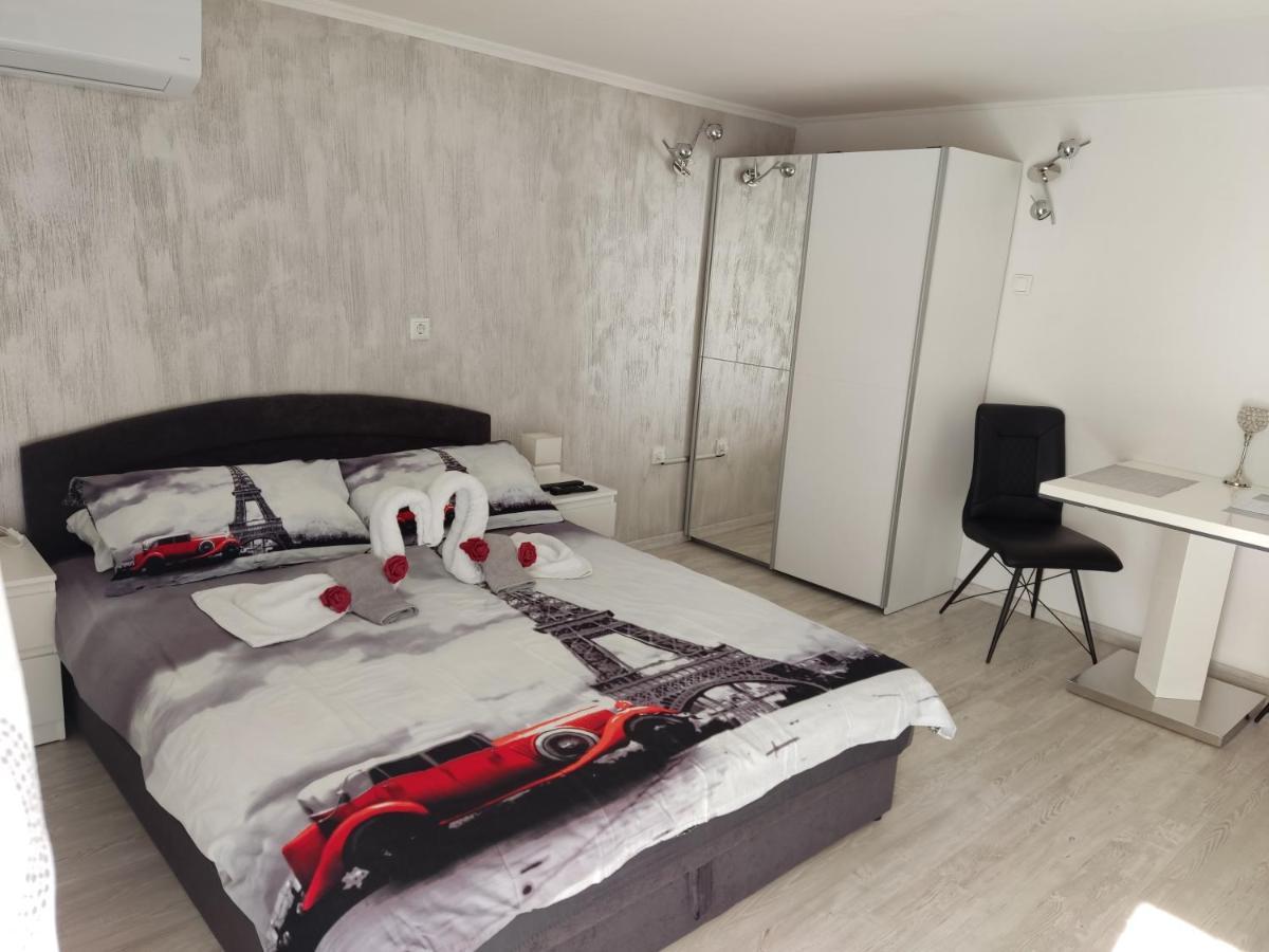 App Noel Apartment Lucija Ngoại thất bức ảnh